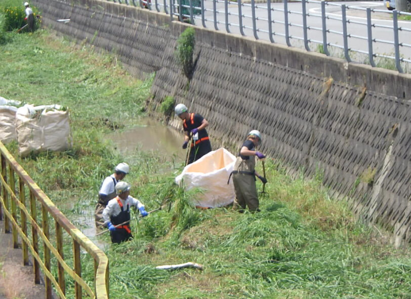 戸牧区内河川清掃状況