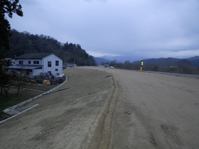 482号鶴岡道路 鶴岡橋 右岸取付道路5