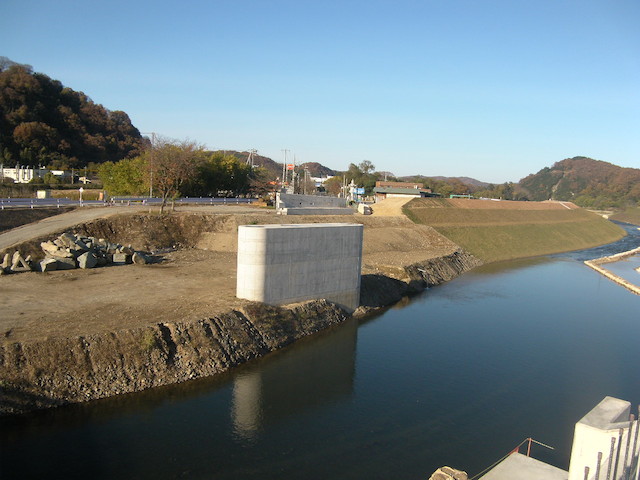 稲葉川河川改修工事2